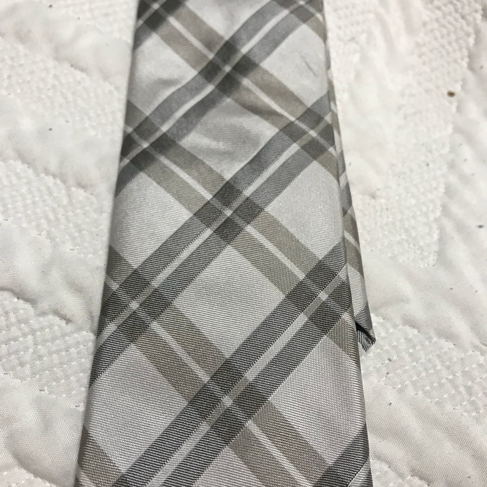 Express Necktie - Picture 2 of 3